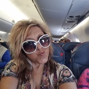 Dg white lrg sunglasses I want to buy another pair